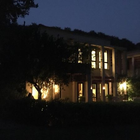 מנסאר Villa At Tarudhan Valley Golf Resort מראה חיצוני תמונה